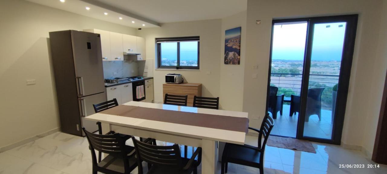 Skyline Court Holiday Apartments Hal Ghaxiak المظهر الخارجي الصورة